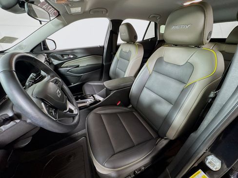 Used 2024 Chevrolet Trax ACTIV w/ Driver Confidence Package FWD image 13