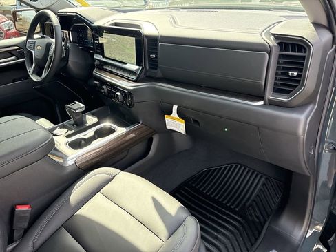 New 2026 Chevrolet Silverado 1500 LT w/ Z71 Off-Road Package AWD/4WD image 29