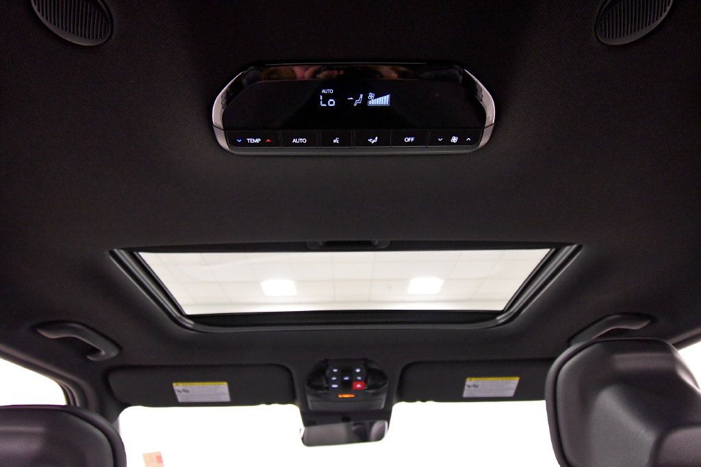 Used 2027 Kia Telluride EX X-Line w/ Towing Package AWD/4WD image 18