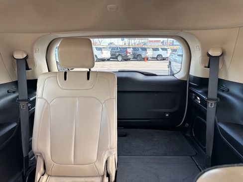 Used 2021 Jeep Grand Cherokee L Limited w/ MOPAR Finishing Package image 30