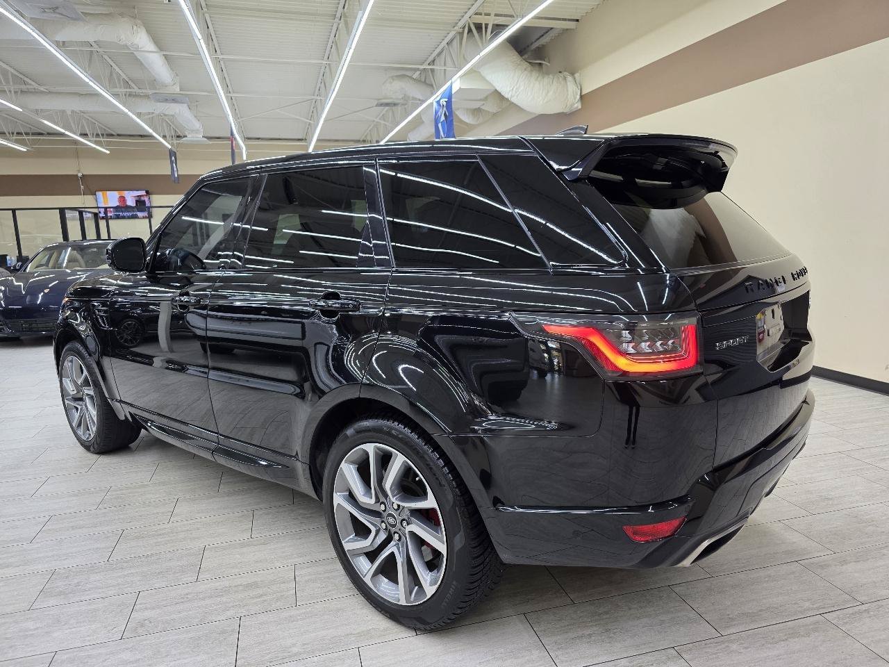 Used 2019 Land Rover Range Rover Sport HSE Dynamic AWD/4WD image 8