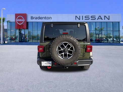 Used 2024 Jeep Wrangler Unlimited Rubicon image 6