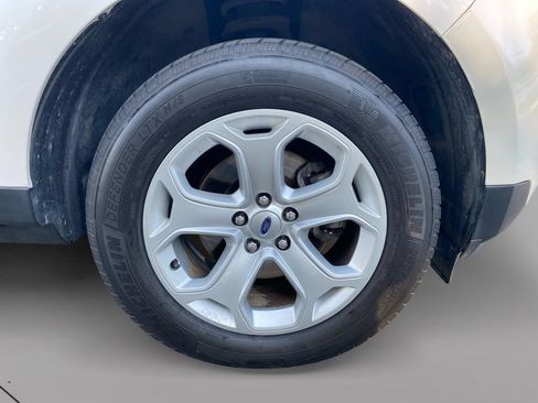 Used 2013 Ford Edge SEL FWD image 9