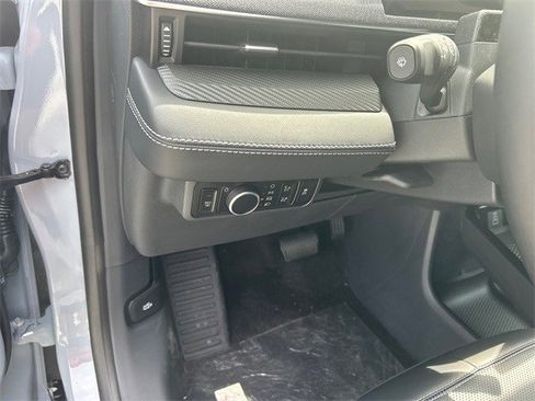 New 2025 Ford Mustang Mach-E Premium image 30