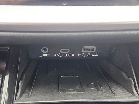 Used 2024 Subaru Outback Premium image 10