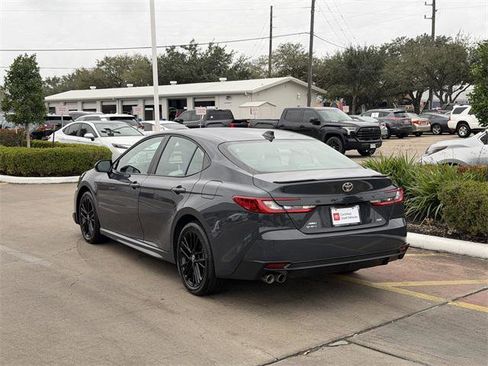 Certified 2025 Toyota Camry SE image 5