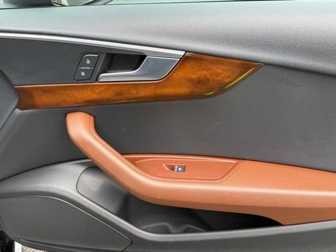 Used 2017 Audi A4 2.0T w/ Convenience Package image 32