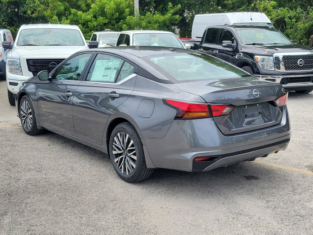 New 2026 Nissan Altima 2.5 SV FWD image 6