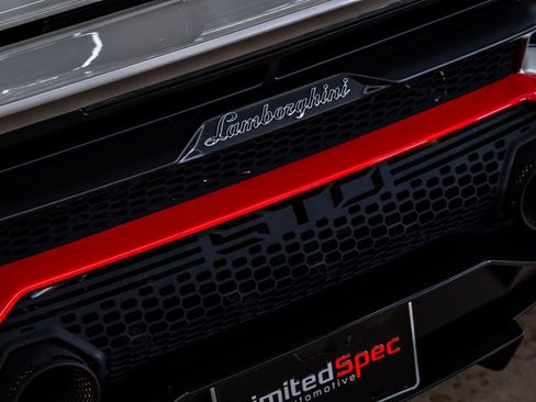 Used 2024 Lamborghini Huracan STO RWD image 22