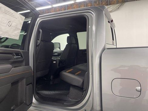New 2026 GMC Sierra 2500 AT4 w/ LPO, Black Badging Package AWD/4WD image 11