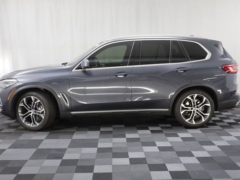 Used 2019 BMW X5 xDrive40i w/ Premium Package 2 AWD/4WD image 4