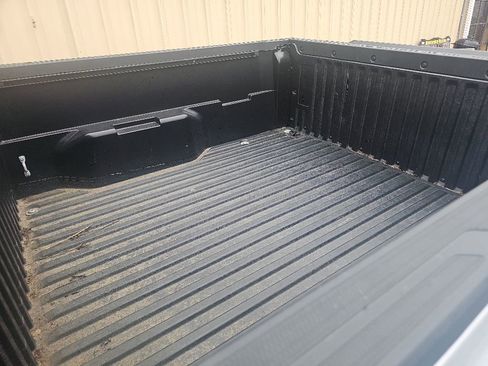 Used 2024 Toyota Tacoma SR5 AWD/4WD image 8