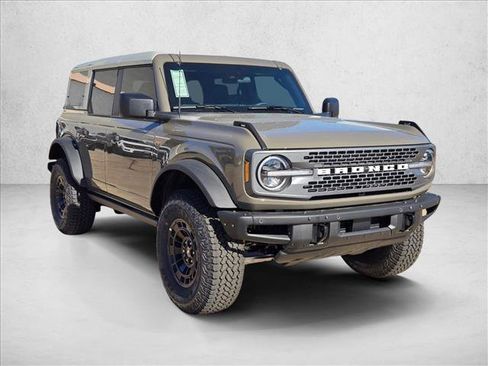 New 2026 Ford Bronco Badlands image 7