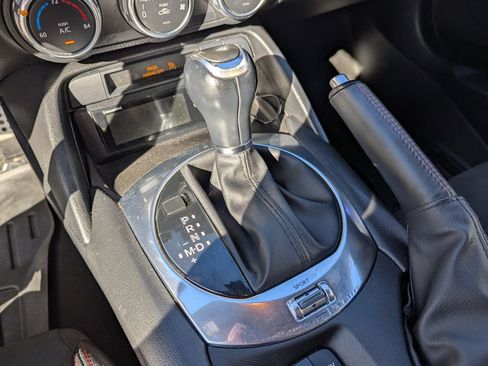 Used 2017 FIAT 124 Spider Abarth RWD image 24