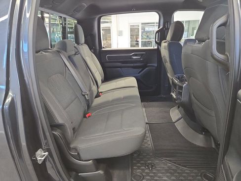 Used 2019 RAM 1500 Big Horn AWD/4WD image 16