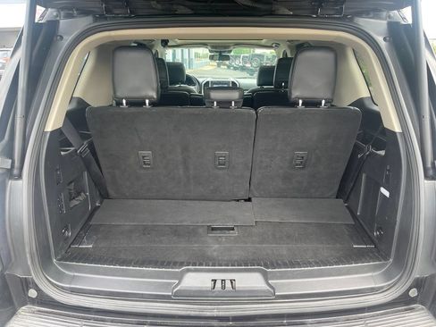 Used 2019 Ford Expedition Platinum AWD/4WD image 17