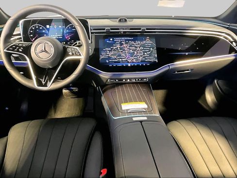 New 2027 Mercedes-Benz E 450 4MATIC Sedan image 7