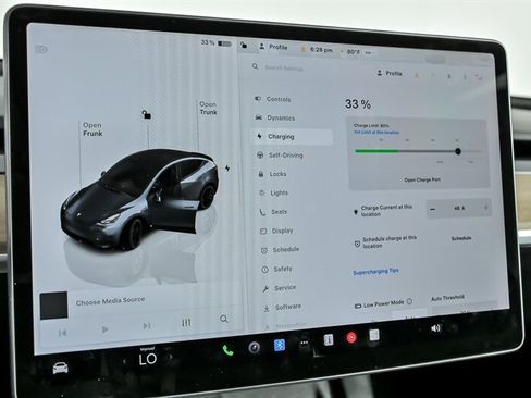 Used 2022 Tesla Model Y Performance AWD/4WD image 30