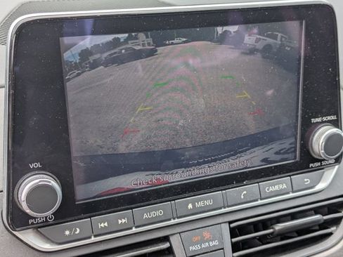 Used 2025 Nissan Altima 2.5 SV AWD/4WD image 23
