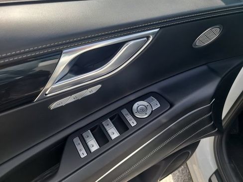 Used 2021 Genesis GV80 2.5T RWD image 19