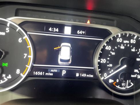 Used 2023 Nissan Rogue SL w/ SL Premium Package image 17