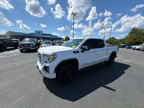 Used 2020 GMC Sierra 1500 AT4 w/ AT4 Preferred Package AWD/4WD image 17