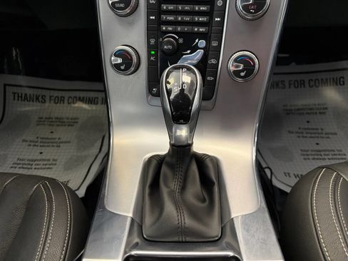 Used 2018 Volvo S60 T5 Dynamic w/ Protection Package AWD/4WD image 28