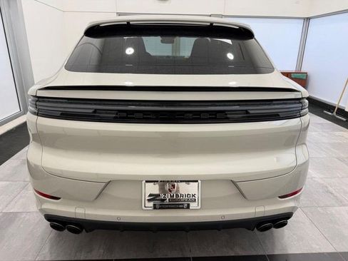 New 2026 Porsche Cayenne Coupe image 6