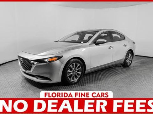 Used 2021 MAZDA MAZDA3 Sedan FWD image 1