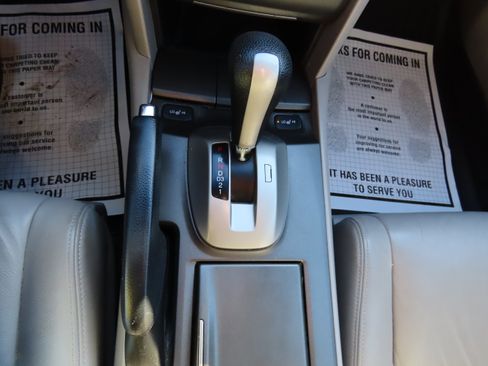 Used 2012 Honda Accord EX-L image 23