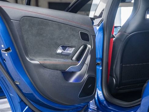 Used 2024 Mercedes-Benz CLA 35 AMG 4MATIC image 37