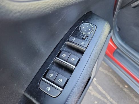 Used 2024 Kia Soul LX w/ Option Group 015 FWD image 13