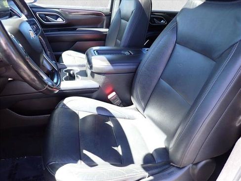 Used 2021 Chevrolet Suburban LT w/ LT Signature Package AWD/4WD image 15