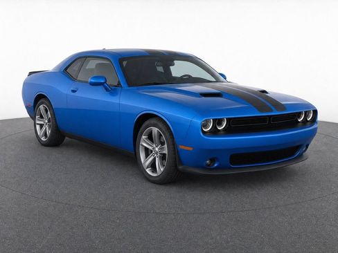 Used 2023 Dodge Challenger SXT w/ Blacktop Package RWD image 2