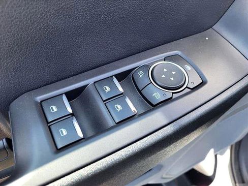 New 2023 Ford F250 XL w/ XL Chrome Package image 5