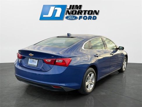 Used 2023 Chevrolet Malibu LT image 3