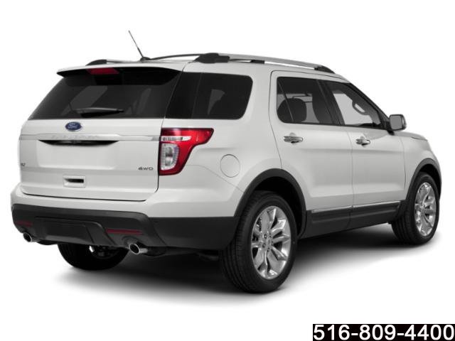 Used 2015 Ford Explorer XLT w/ Equipment Group 202A AWD/4WD image 2