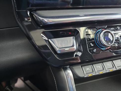 Used 2023 GMC Sierra 1500 Denali Ultimate image 25