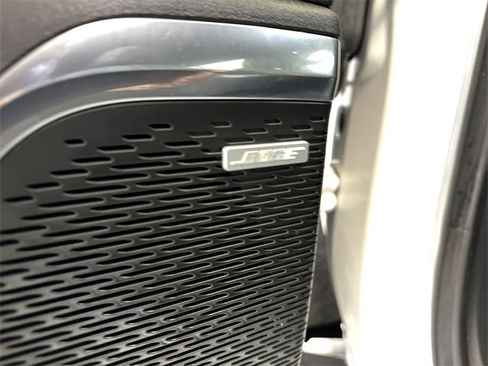 Certified 2025 GMC Acadia Elevation image 24