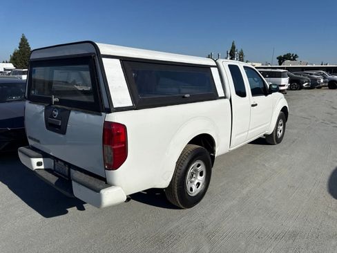Used 2017 Nissan Frontier S RWD image 4