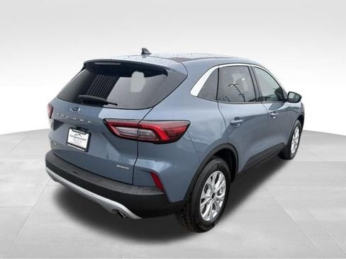 Used 2024 Ford Escape Active w/ Tech Pack #1 AWD/4WD image 2