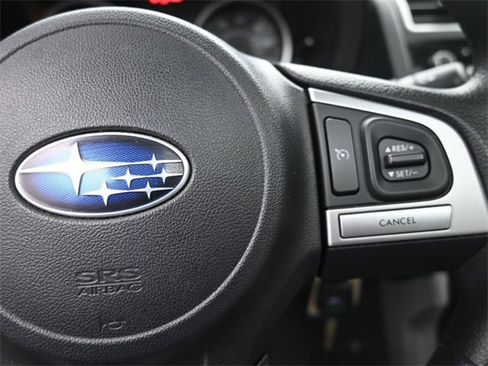 Used 2018 Subaru Forester 2.5i Premium w/ All-Weather Package image 16