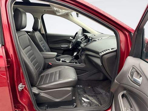 Used 2018 Ford Escape SEL image 18