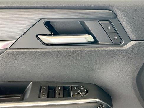 New 2026 GMC Acadia Elevation image 13