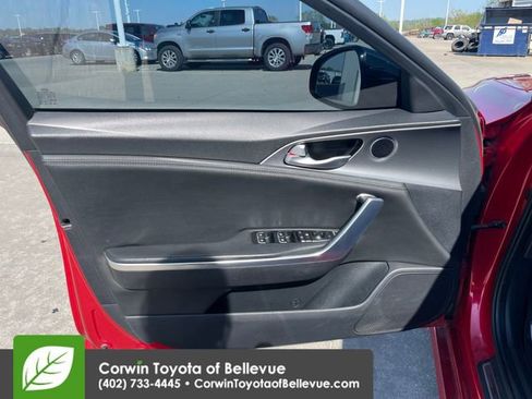 Used 2019 Kia Stinger GT AWD/4WD image 18