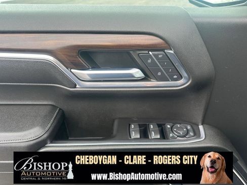 Used 2023 GMC Sierra 1500 SLT w/ SLT Premium Plus Package image 31