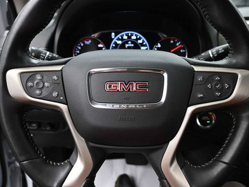 Used 2022 GMC Terrain Denali w/ Denali Premium Package AWD/4WD image 6