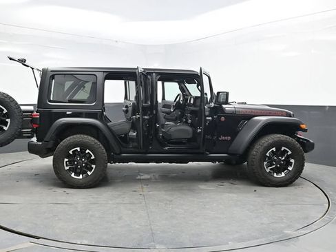 Used 2024 Jeep Wrangler Unlimited Rubicon w/ Convenience Group AWD/4WD image 48