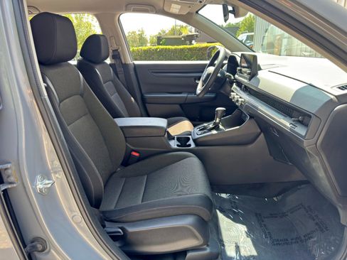 Used 2024 Honda CR-V LX image 14