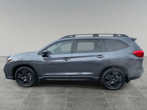 Certified 2025 Subaru Ascent Bronze Edition w/ Onyx Package image 2